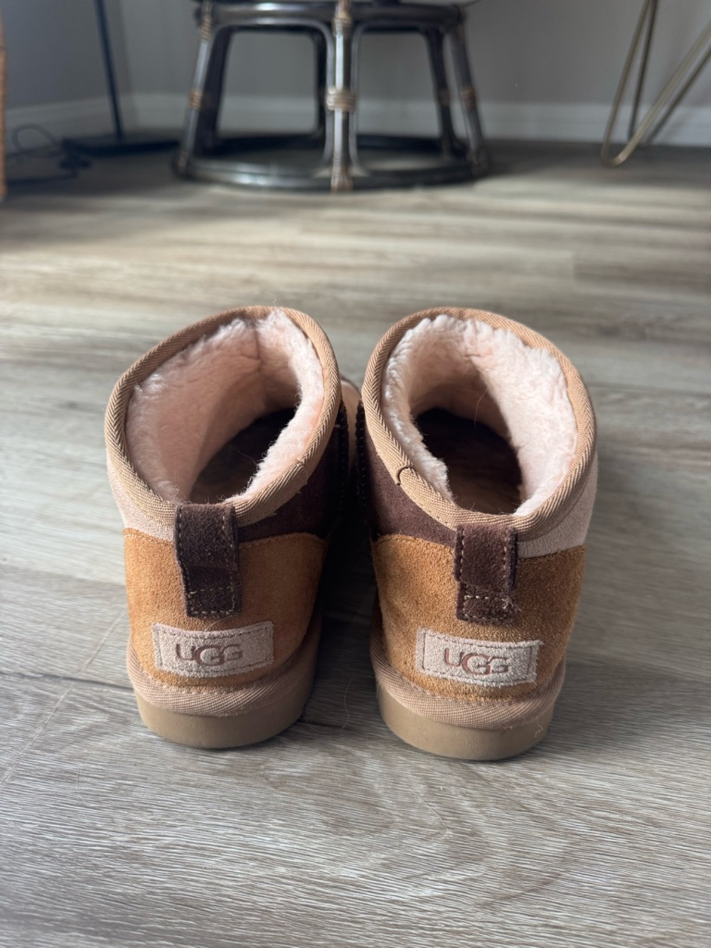 UGG Patchwork Micro Short Boots - Picture 4 of 10